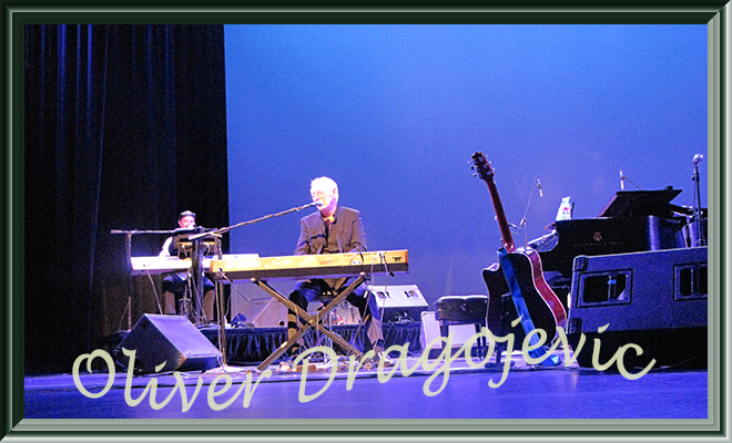 Oliver Dragojevic on the stage, Houston Texas.